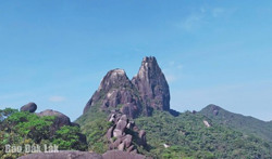 Núi Vọng Phu - kiệt tác của thiên nhiên