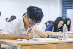 Thi cử không phải trò chơi may rủi