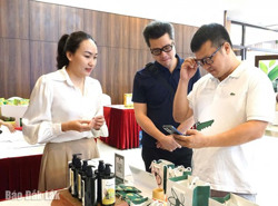 Để chuyển đổi số không "lỗ chỗ" ở một vài nơi