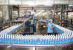 Dè dặt chuẩn bị hàng Tết