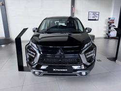 Thị trường ô tô chuyển biến bất ngờ sau khi chính sách giảm 50% lệ phí trước bạ