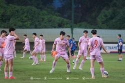 Văn Toàn: Tuyển Việt Nam đang hưng phấn!