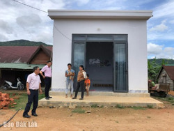 Huyện M'Drắk: Hỗ trợ người nghèo an cư