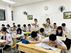 Cẩn trọng với ngữ liệu ngoài sách giáo khoa