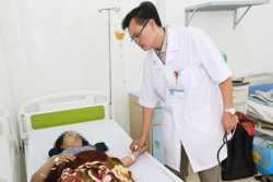 Nữ bệnh nhân 48 tuổi tử vong do sốt xuất huyết