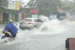 Ngày 18/10: Nam Tây Nguyên, Nam Bộ có mưa cường suất lớn