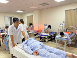 Gia tăng và trẻ hóa bệnh lý cơ xương khớp