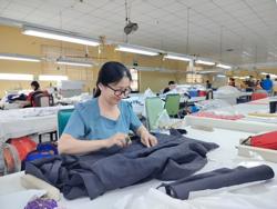 Luật BHXH mới có khuyến khích người lao động tiếp tục đóng BHXH sau tuổi nghỉ hưu?