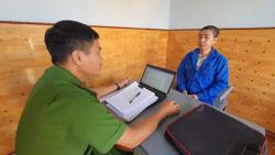 Một người trọng thương từ việc mời rượu nhưng bị từ chối