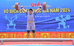 Lực sĩ Nguyễn Văn Trọng đoạt cú ăn 3 huy chương, nội dung trên 109 kg