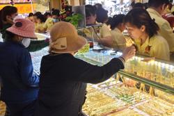 Giá vàng hôm nay, 4-10: Nhiều yếu tố bất ngờ