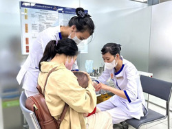 Việt Nam tham gia chuỗi sản xuất vaccine cùng hãng dược lớn thế giới