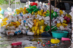 Hạn chế rác thải nhựa: Cư xử văn minh với môi trường