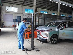 Cảnh giác thủ đoạn mạo danh cán bộ Sở Giao thông vận tải lừa cấp tem đăng kiểm ô tô