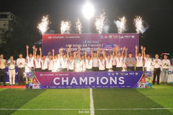 Cúp bóng đá 7 người quốc gia 2024: Xổ số kiến thiết Đắk Lắk bảo vệ thành công ngôi vô địch