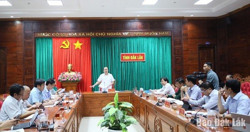 Thống nhất trình HĐND tỉnh chính sách hỗ trợ thêm cán bộ, công chức cấp xã dôi dư do sắp xếp đơn vị hành chính