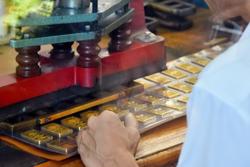 Giá vàng hôm nay, 23-11: Tăng mạnh