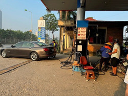 Cơ chế điều hành giá xăng dầu: Còn nhiều tranh luận