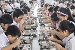 Chuẩn hóa chất lượng bữa ăn học đường