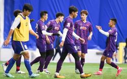 Tuyển Việt Nam tăng 3 bậc trên bảng xếp hạng FIFA