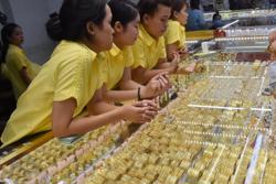 Giá vàng hôm nay, 30-11: Tăng tốc rồi giảm mạnh