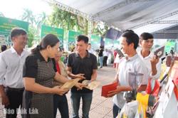 Nâng cao giá trị nông sản địa phương