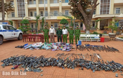 Tăng cường công tác quản lý, sử dụng vũ khí, vật liệu nổ, công cụ hỗ trợ và pháo dịp Tết