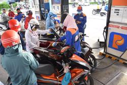 Giá xăng E5RON92 giảm 3 đồng/lít, xăng RON95 tăng 33 đồng/lít