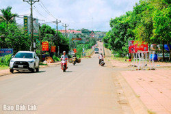 Ea Tam vượt khó "giữ chuẩn" nông thôn mới