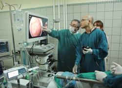 Cảnh báo ung thư đường tiêu hóa ở người trẻ