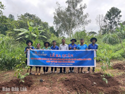 Chàng trai Êđê lan tỏa lối sống xanh