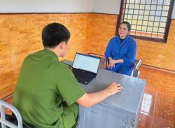 Thuê 5 ô tô tự lái rồi làm giả giấy tờ mang đi bán