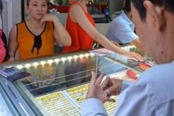 Giá vàng hôm nay, 19-12: Giảm mạnh
