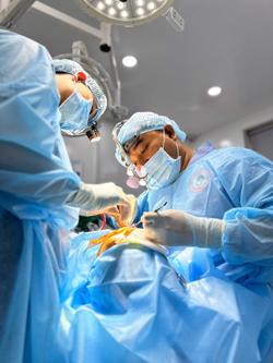 Cẩn trọng làm đẹp "thần tốc" đón Tết