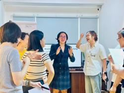 Dự báo top 5 ngành nghề "hái ra tiền" trong năm 2025