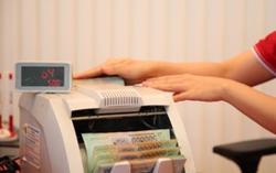 Lãi suất hôm nay 5-12: Bất ngờ lãi tiền gửi ở một ngân hàng