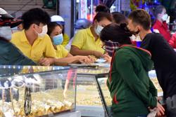 Giá vàng SJC, vàng nhẫn đồng loạt tăng