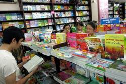 Trao quyền chọn sách giáo khoa về trường