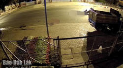 Nữ lao công bị xe máy tông chấn thương sọ não