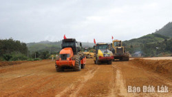 Tổ chức 10 mũi thi công Dự án thành phần 3 cao tốc Khánh Hòa – Buôn Ma Thuột dịp Tết Nguyên đán Giáp Thìn 2024