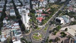 Buôn Ma Thuột mở cửa đón người tài