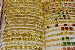 Giá vàng SJC, vàng nhẫn đồng loạt tăng tiếp