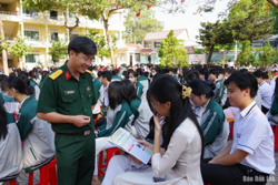 Tư vấn, hướng nghiệp học sinh Đắk Lắk vào các trường quân đội