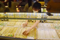 Gần trưa, giá vàng SJC và vàng nhẫn biến động ngược chiều