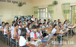 Ea Kar “bắt nhịp” chuyển đổi số trong giáo dục