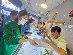 Vàng nhẫn tăng giá sốc vì khan hiếm?