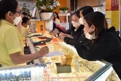 Giá vàng hôm nay, 23-3: Tiếp tục giảm sốc