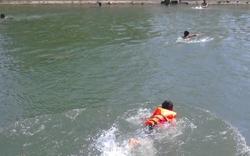 Đi bắt ốc, một học sinh tiểu học chết đuối thương tâm