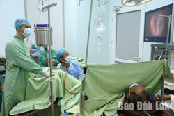 Nhiều giải pháp giải quyết tình trạng thiếu nhân lực y tế