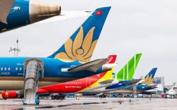 Giá vé máy bay tăng nóng, sân bay Tân Sơn Nhất tăng lượt cất, hạ cánh dịp 30-4